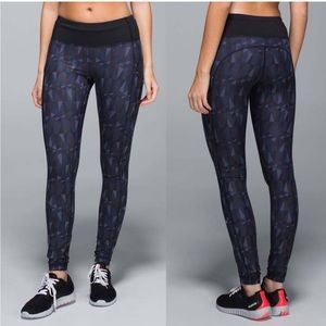 Lululemon Speed Tight II Full-On Luxtreme Stained Glass Love Nightfall Black